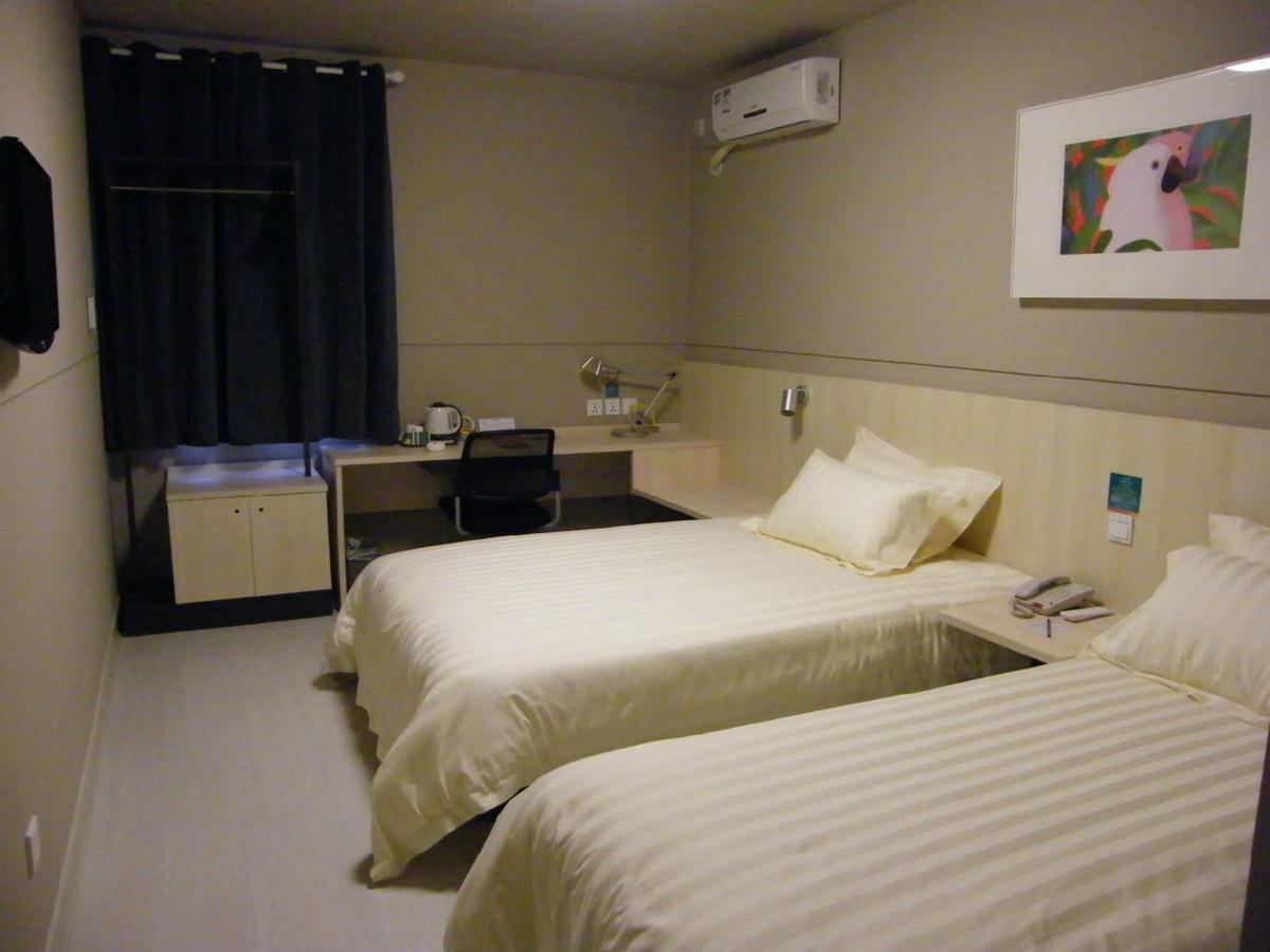 Jinjiang Inn Beijing Fengtai East Avenue Railway Station Exterior photo